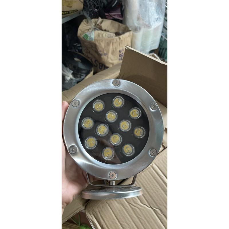 Đèn âm nước 12w ánh sáng vàng tặng nguồn kèm theo