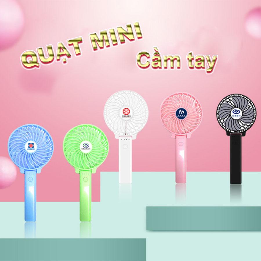 Quạt Cầm Tay Mini Gấp Gọn Có Đèn Kèm Pin Sạc (Màu Ngẫu Nhiên) - Hàng Loại 1