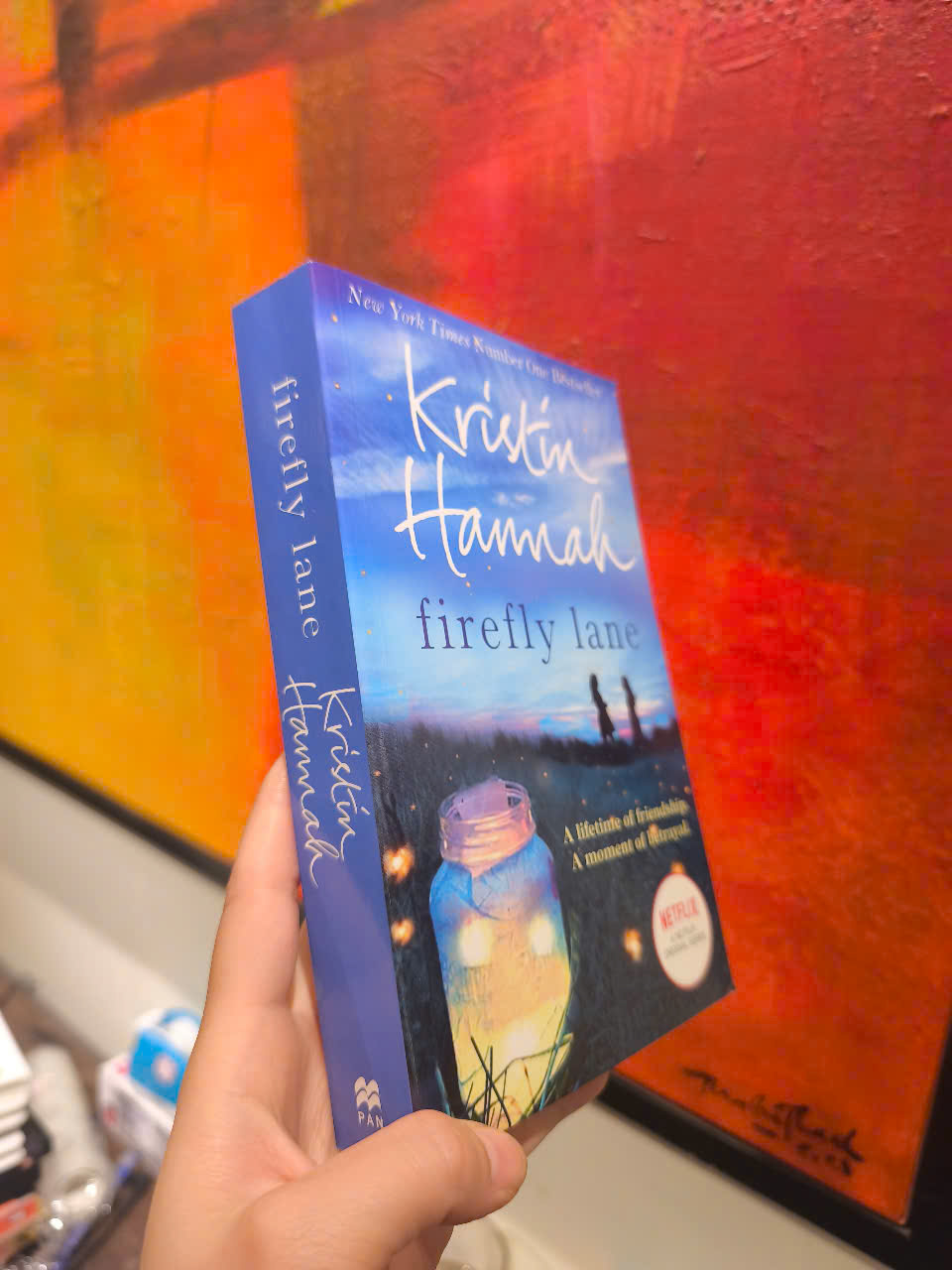 Sách - Firefly Lane: A Novel from the multimillion copy bestselling author Kristin Hannah/English Fiction