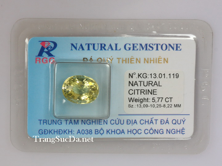 Viên đá phong thủy thạch anh vàng
