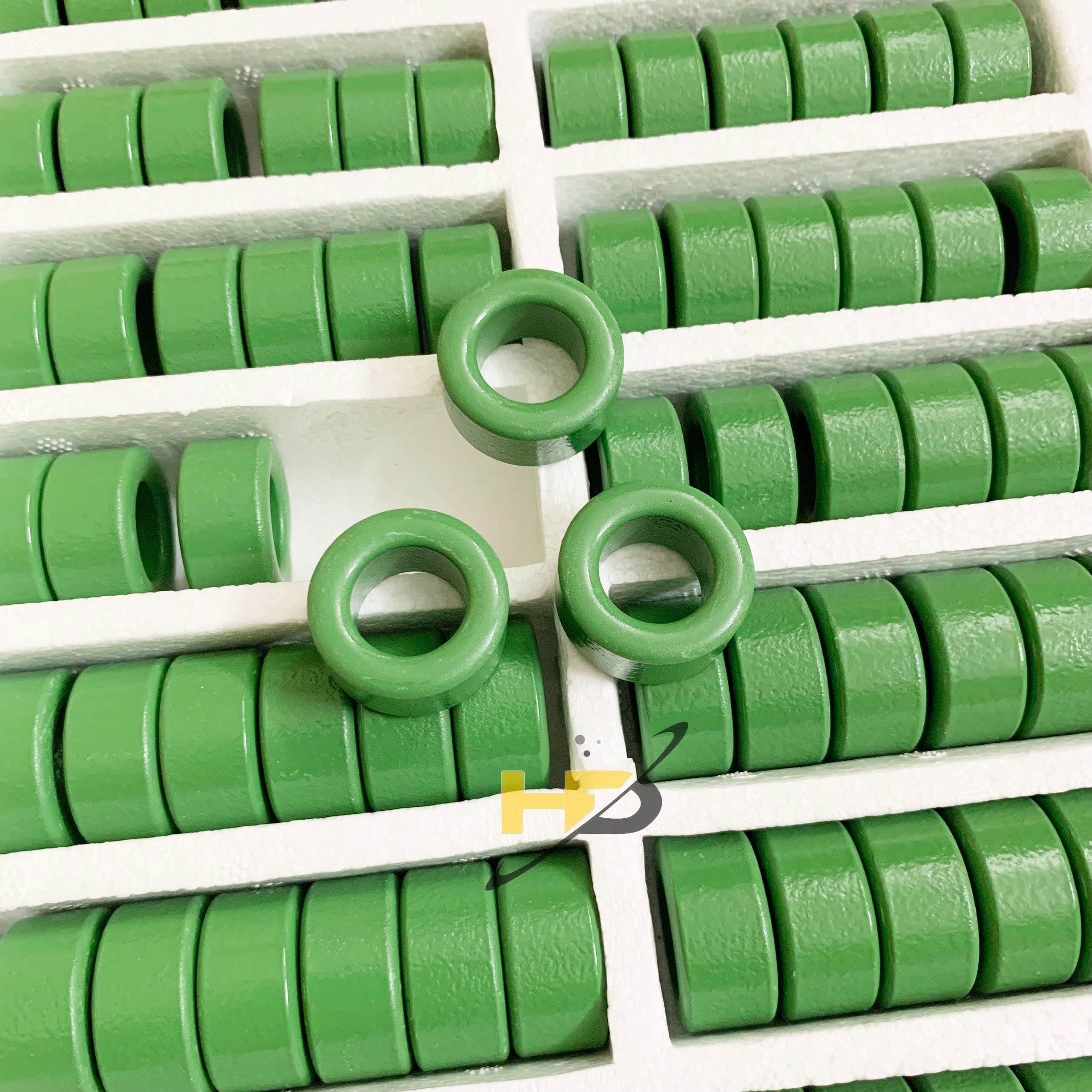 Gói 3 Con Lõi Ferit Xanh Lá Hình Xuyến Đường Kính Ngoài 25mm