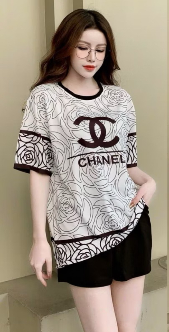 Bộ Đồ Thun Cotton Tay Ngắn Quần Đùi Hoạ Tiết Sanh Chảnh