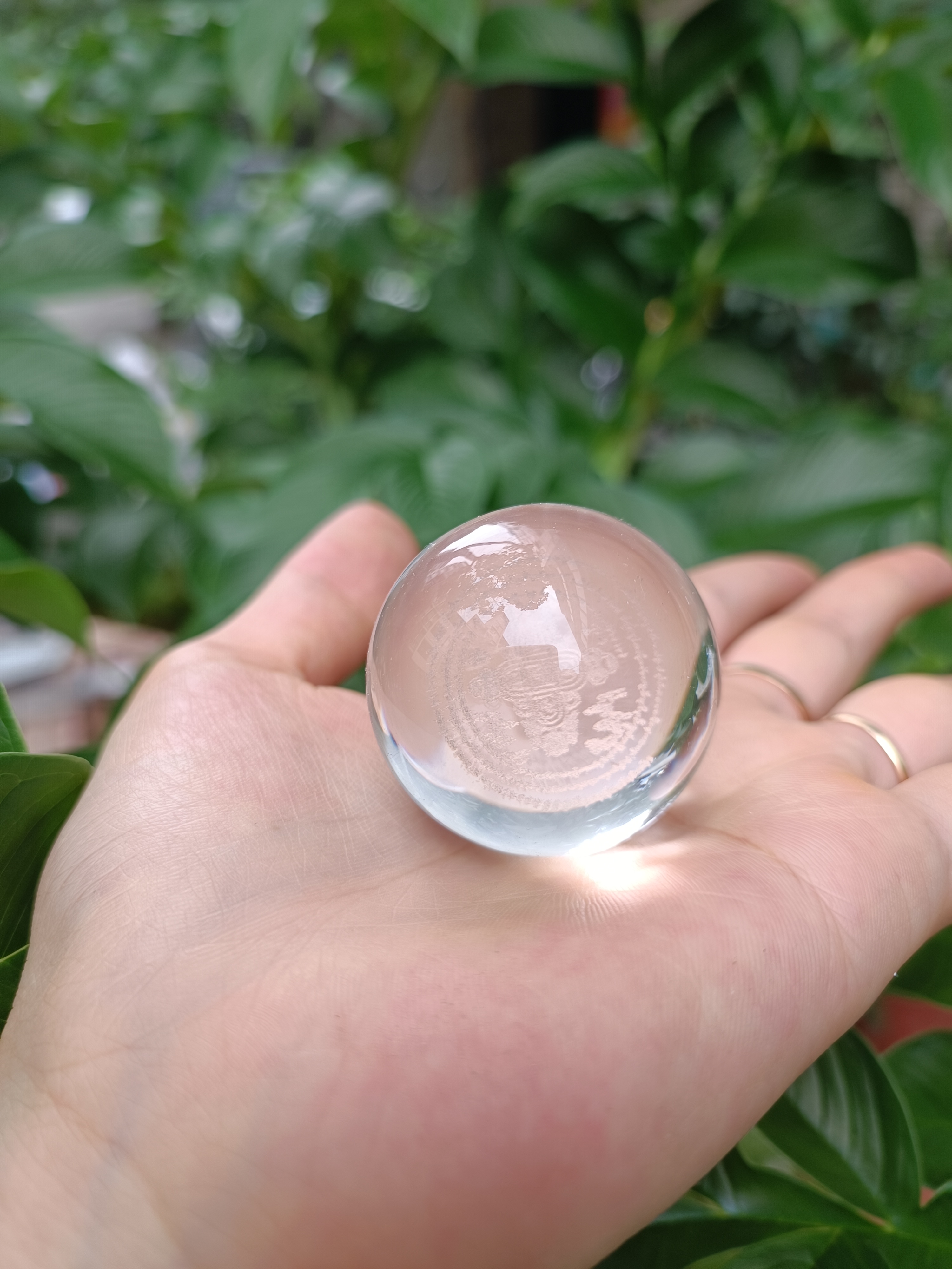 Quả cầu pha lê Long Vương đàn thành thủy giải thoát
