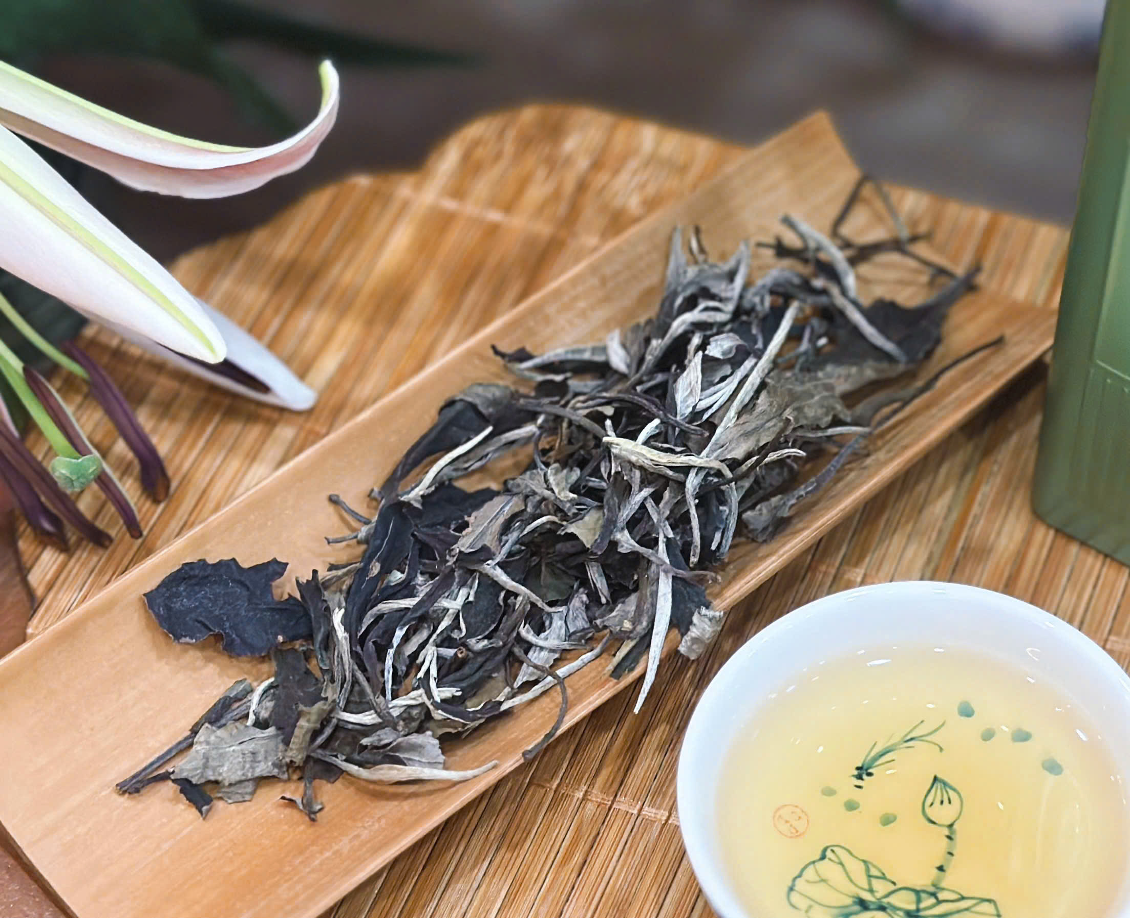 BẠCH TRÀ SHAN TUYẾT  MẪU ĐƠN HÀ GIANG - VỊ NGỌT - THƠM HOA - UỐNG NGON - 40G - VIỆT LONG TRÀ