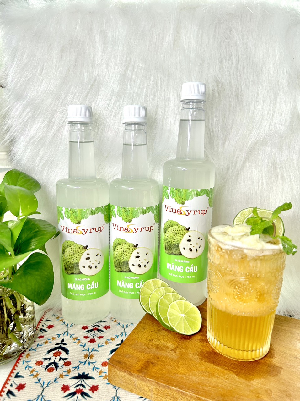 Siro Mãng Cầu VinaSyrup 750ml