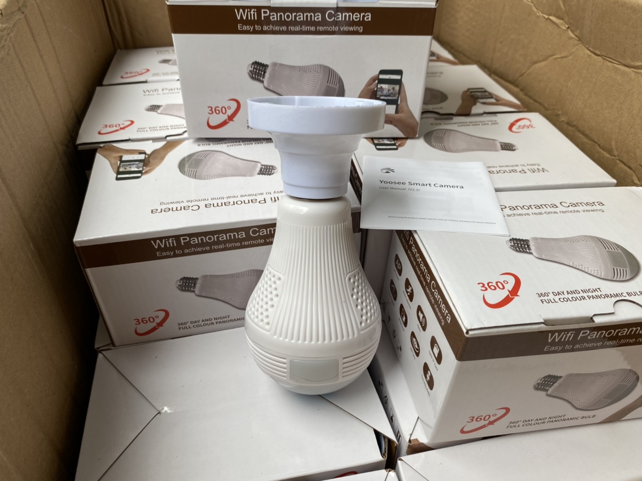 CAMERA WIFI Yoosee QUAN SÁT 360 HÌNH BÓNG ĐIỆN CÓ MÀU ĐÊM đàm thoại 2 chiều - hổ trợ thẻ nhớ lên đến 128Gb - hàng nhập khẩu