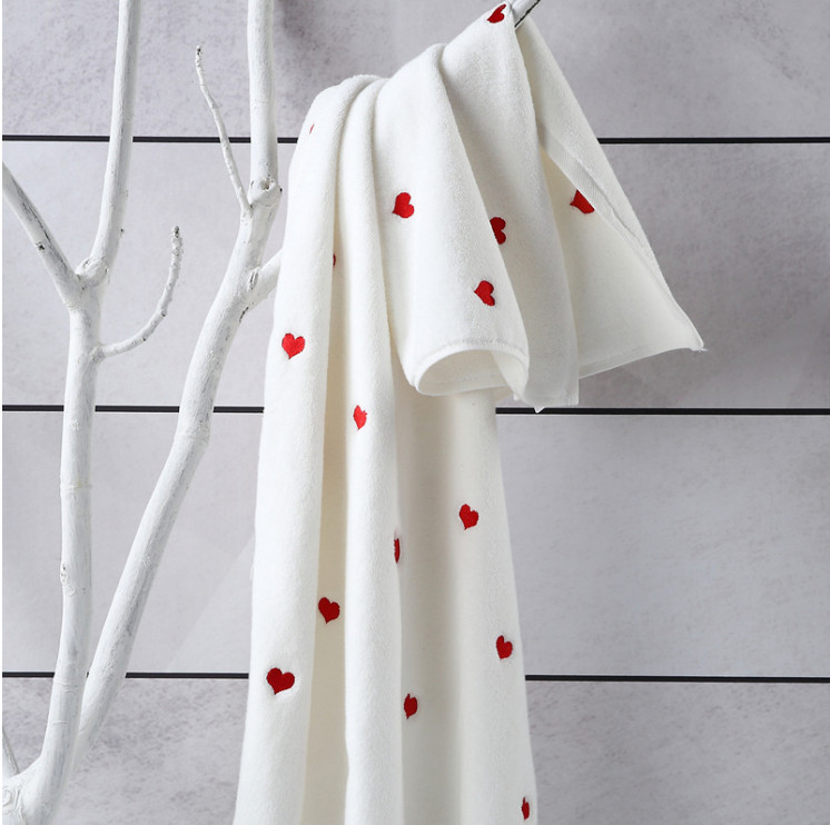 Khăn Tắm Cotton Màu Trắng Thêu Hình Sang Trọng