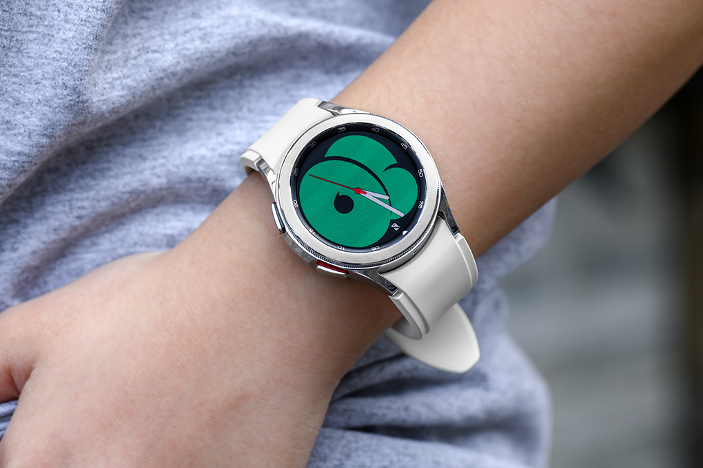 Đồng hồ Samsung Galaxy Watch 4 Classic 42mm Bluetooth ( R880 ) - Hàng chính hãng