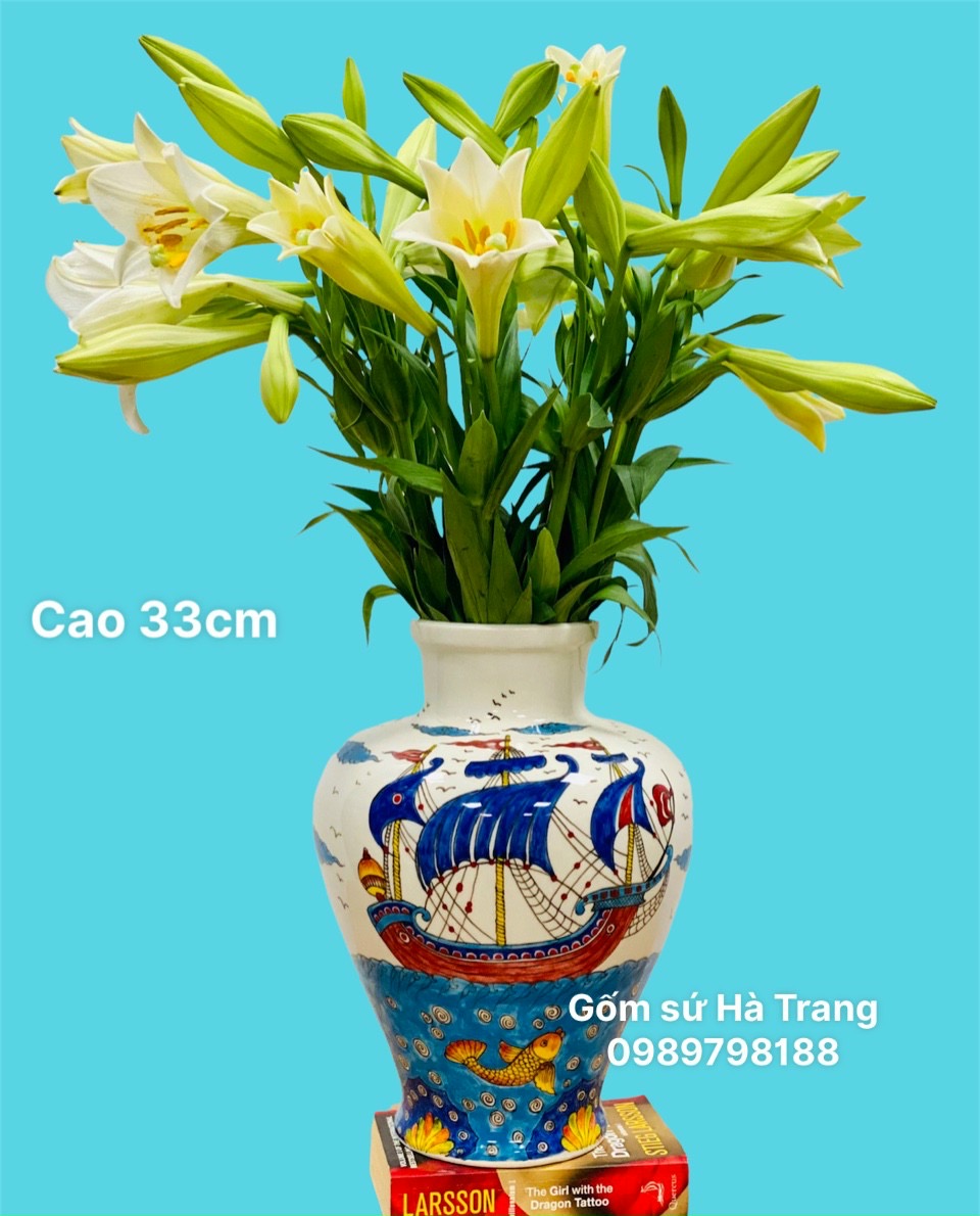 Lọ hoa gốm sứ Bát Tràng cao cấp vẽ tay xuất dư hoạ tiết thuận buồm xuôi gió cao 33cm