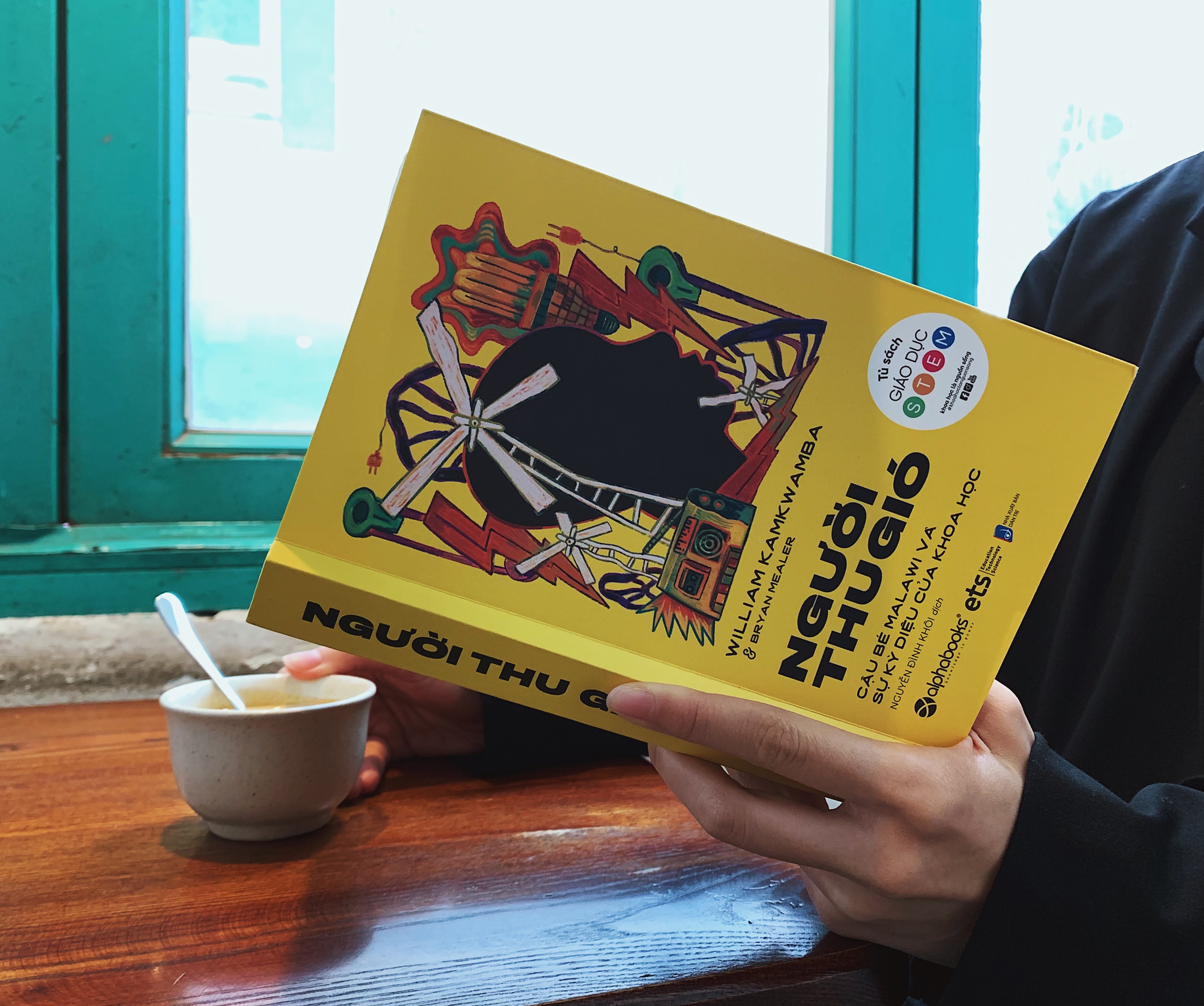 Người Thu Gió - Tủ Sách Giáo Dục Stem