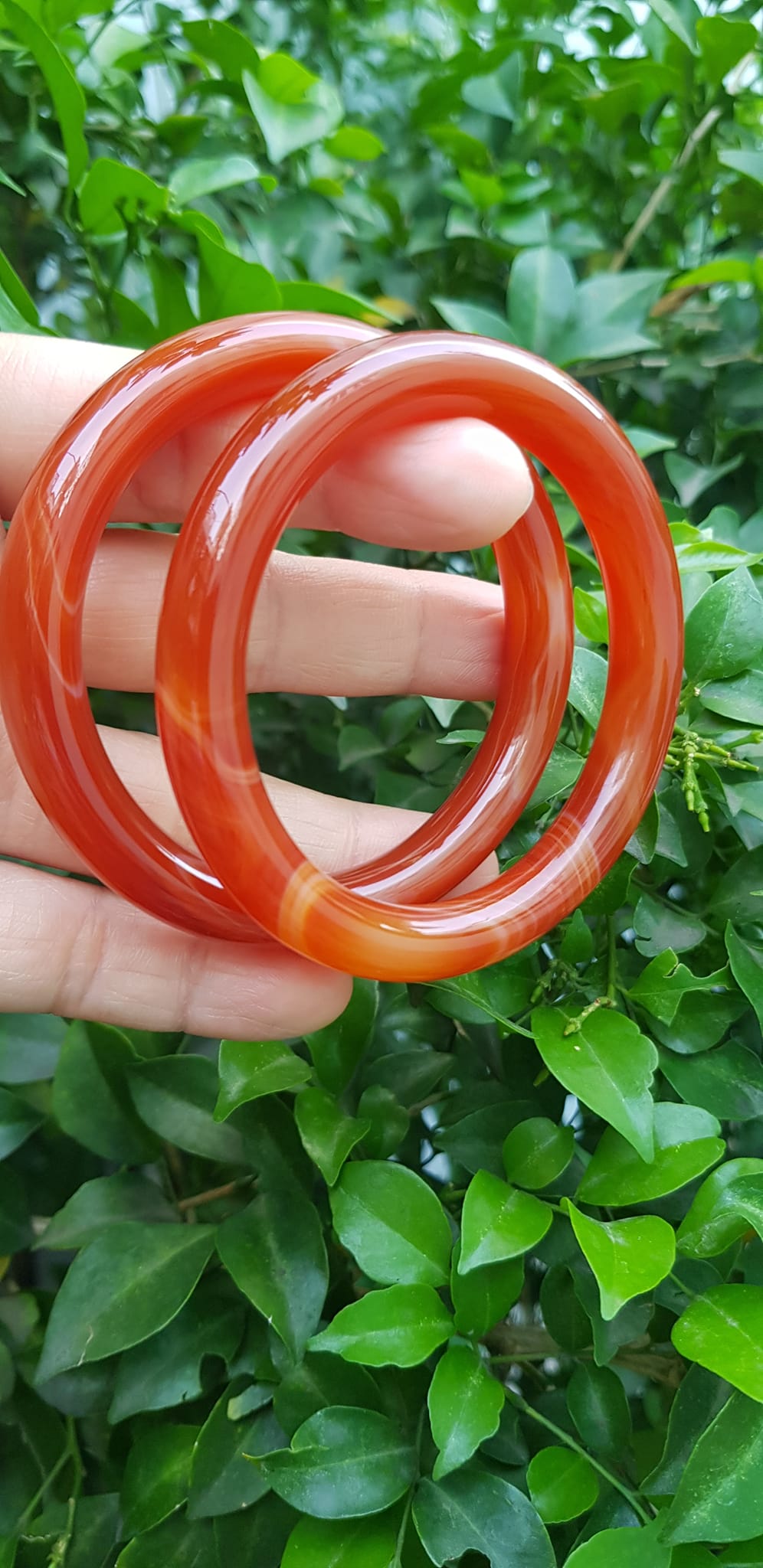 Vòng tay nữ đá mã não đỏ vân đẹp mới Vòng Ni 54mm x cọng 8,5mm Nữ mệnh hỏa mệnh thổ 52kg - 60kg đeo ạ