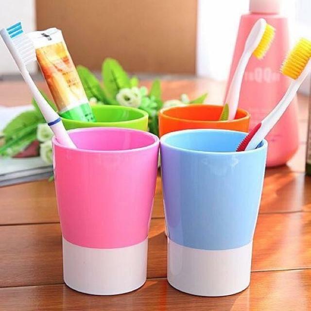 Nhả kem đánh răng 3 cốc