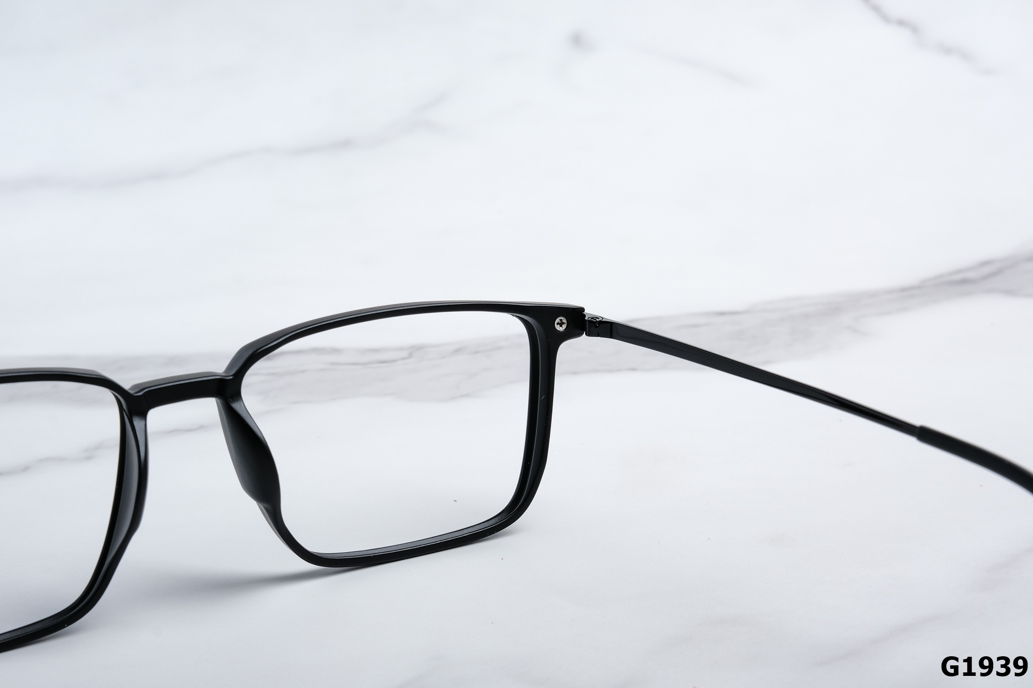 Gọng Kính Vuông SHADY Unisex G1939