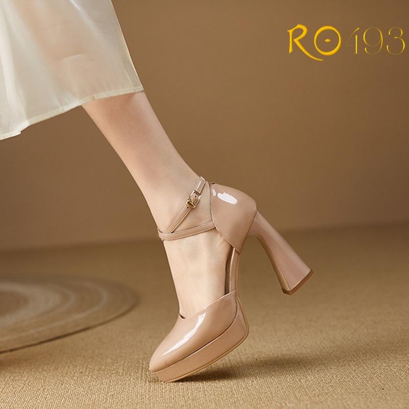 Giày sandal nữ cao gót 8 phân hàng hiệu rosata hai màu đen da ro493