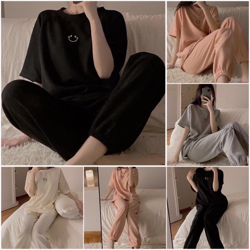 Set đồ nữ xinh mặc đi chơi, đồ bộ nữ quần jogger mix áo thun tay lỡ mặt cười dễ thương style thu đông trẻ trung BO005