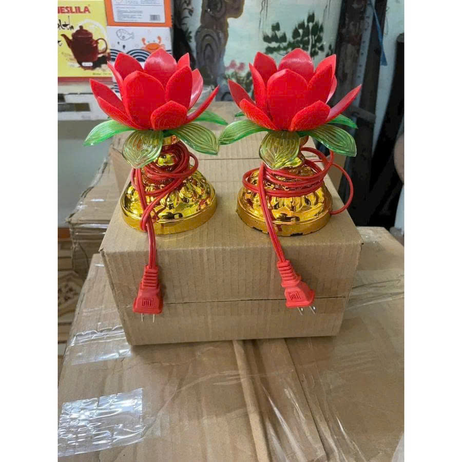 Combo 2 Đèn Hoa Sen Nhựa Để Bàn Thờ – Trang Trí Phật Giáo Trang Nghiêm