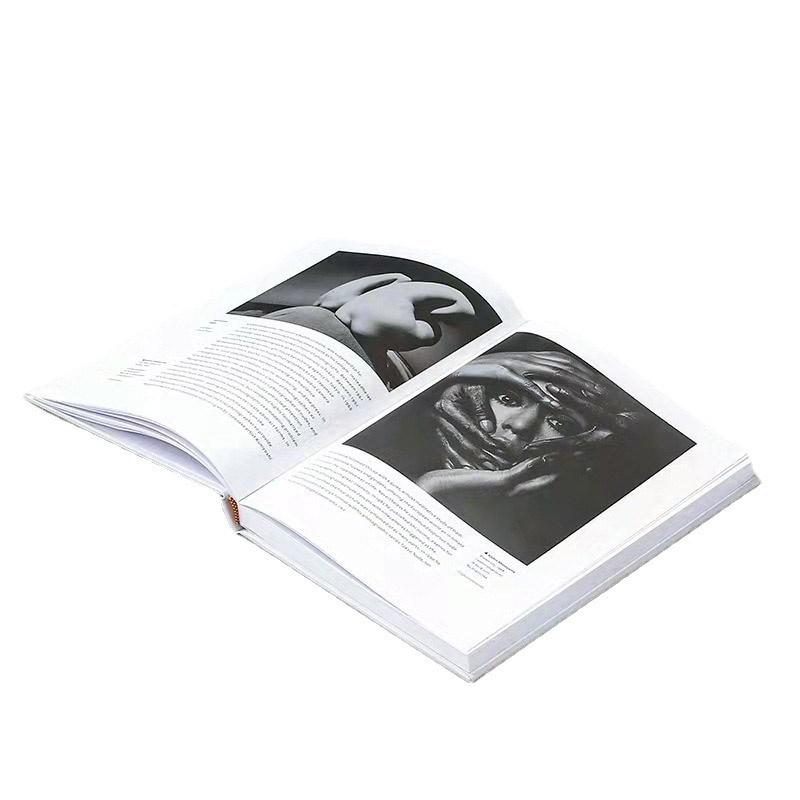 Sách Trang Trí, sách giả, bìa đẹp, từng trang có chữ và hình ảnh