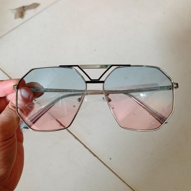 Kính Màu Nữ Siêu Hot