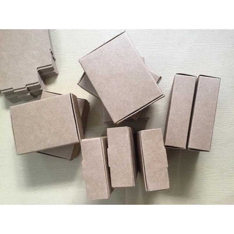 Hộp giấy màu nâu  đựng sản phẩm Handmade
