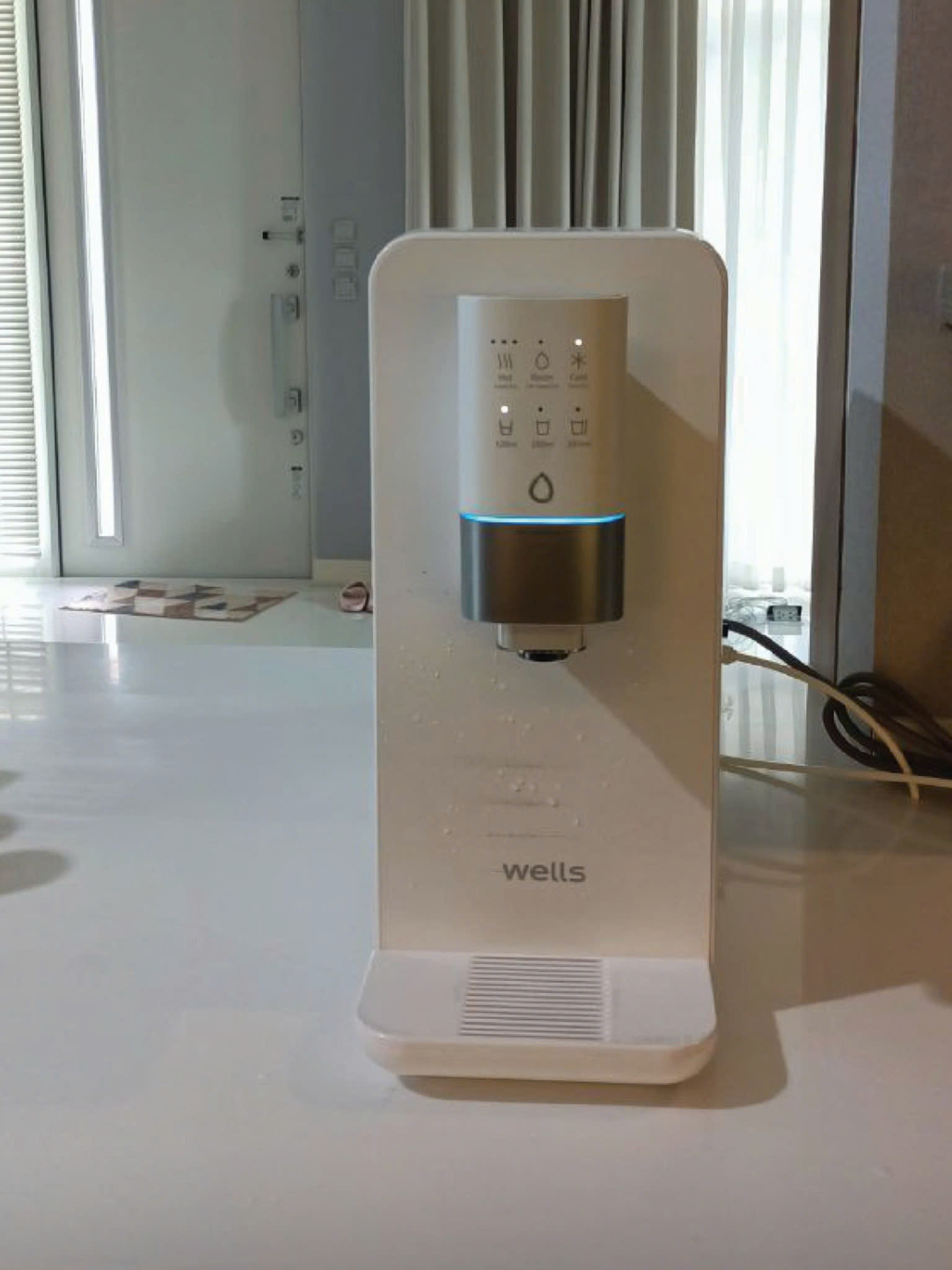 Máy Lọc Nước Wells TT UV+, Diệt Khuẩn UV 99.9%, Tankless Lọc Trực Tiếp,Carbon Plus & Nano Clean - Hàng chính hãng