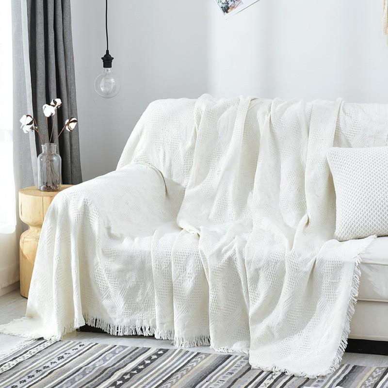 Chăn thảm phủ ghế sofa đan len tua rua màu trắng lưới PA9467