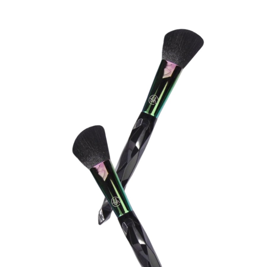 Cọ Khối Hoặc Má Hồng Bh Cosmetics Poison Shock 02