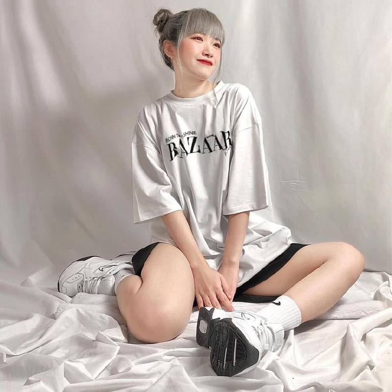 Áo Thun Nữ Màu Xanh In Chữ BORN TO SHINE BAZAAR