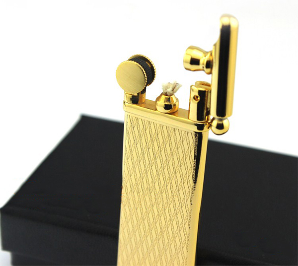 Vỏ Hột Quẹt Bật Lửa Xăng Đá Kiểu Dáng Nhật Mr.Smoke MR-208  Siêu Mỏng Cao Cấp
