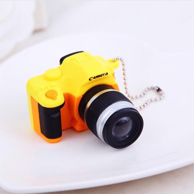 Móc khoá có đèn Led kêu (máy chụp hình