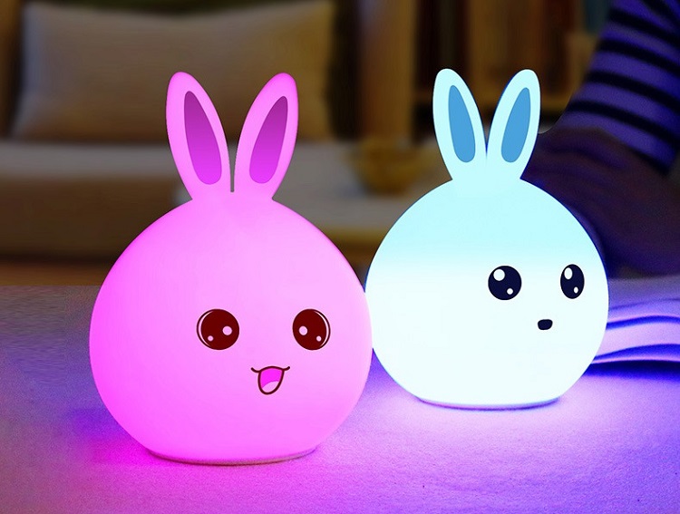 Đèn ngủ cảm ứng chạm vô cùng dễ thương
