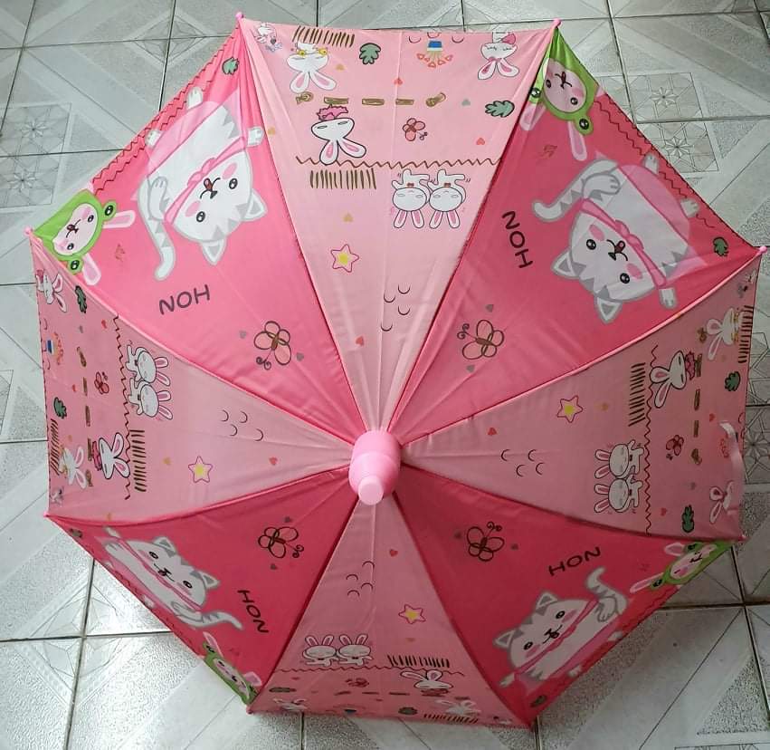 Dù che mưa nắng cho bé họa tiết hoạt hình dễ thương ,có ống nhựa bảo vệ