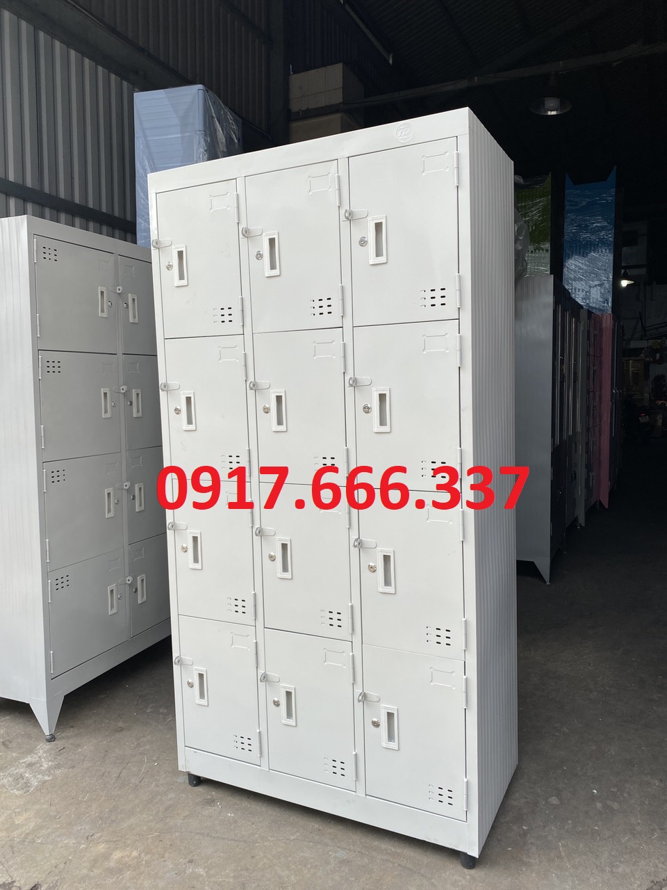 Tủ hồ sơ văn phòng locker 12 cửa sơn tĩnh điện cao cấp