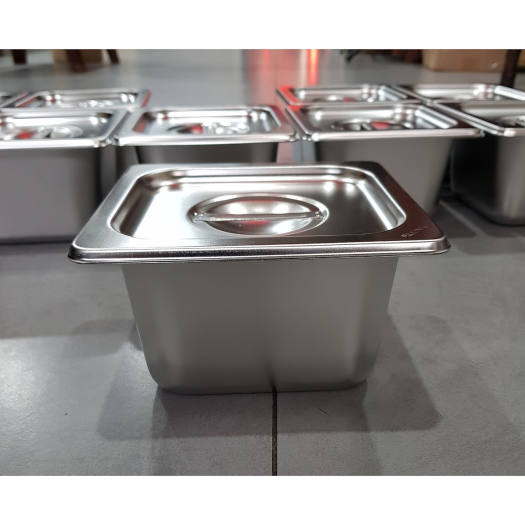 Khay đựng topping 2,5 lít có nắp, inox 100