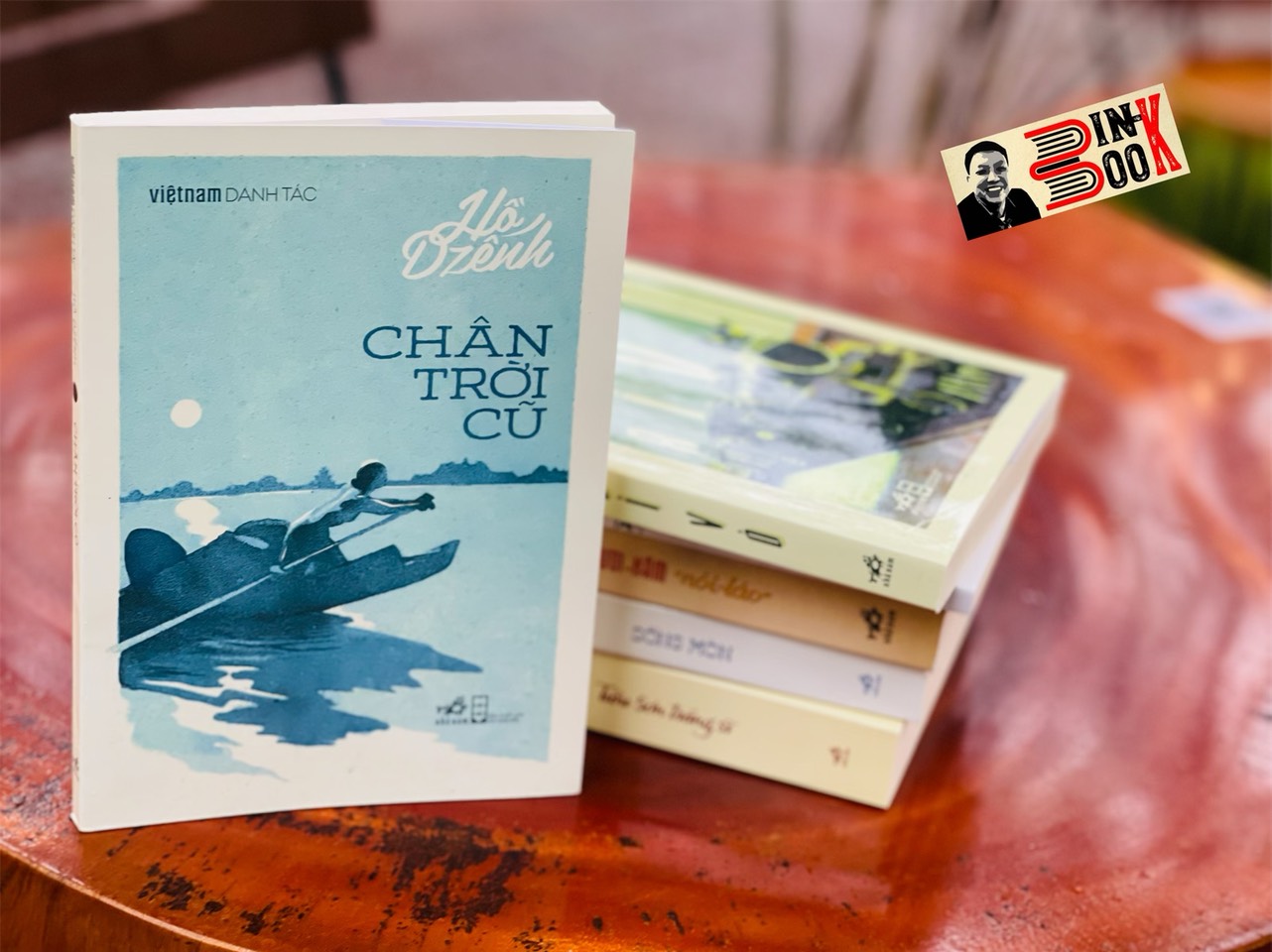 CHÂN TRỜI CŨ – HỒ DZẾNH -