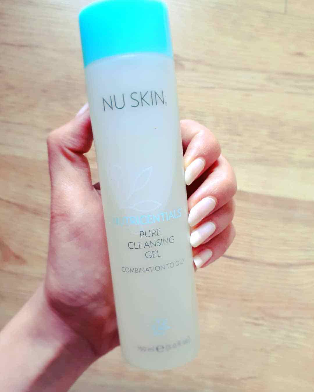 Sữa Rửa Mặt Nuskin Pure Cleansing Gel 150ml Dành Cho Da Nhờn Và Da Hỗn Hợp