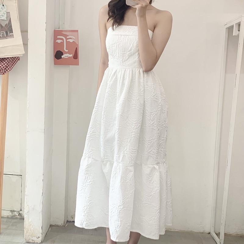 Đầm gấm dài cúp ngực