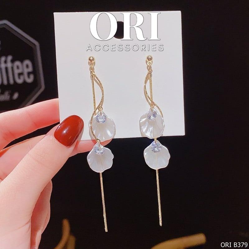 Bông tai nữ dáng dài Flora độc đáo xinh xắn ORI ACCESSORIES B379