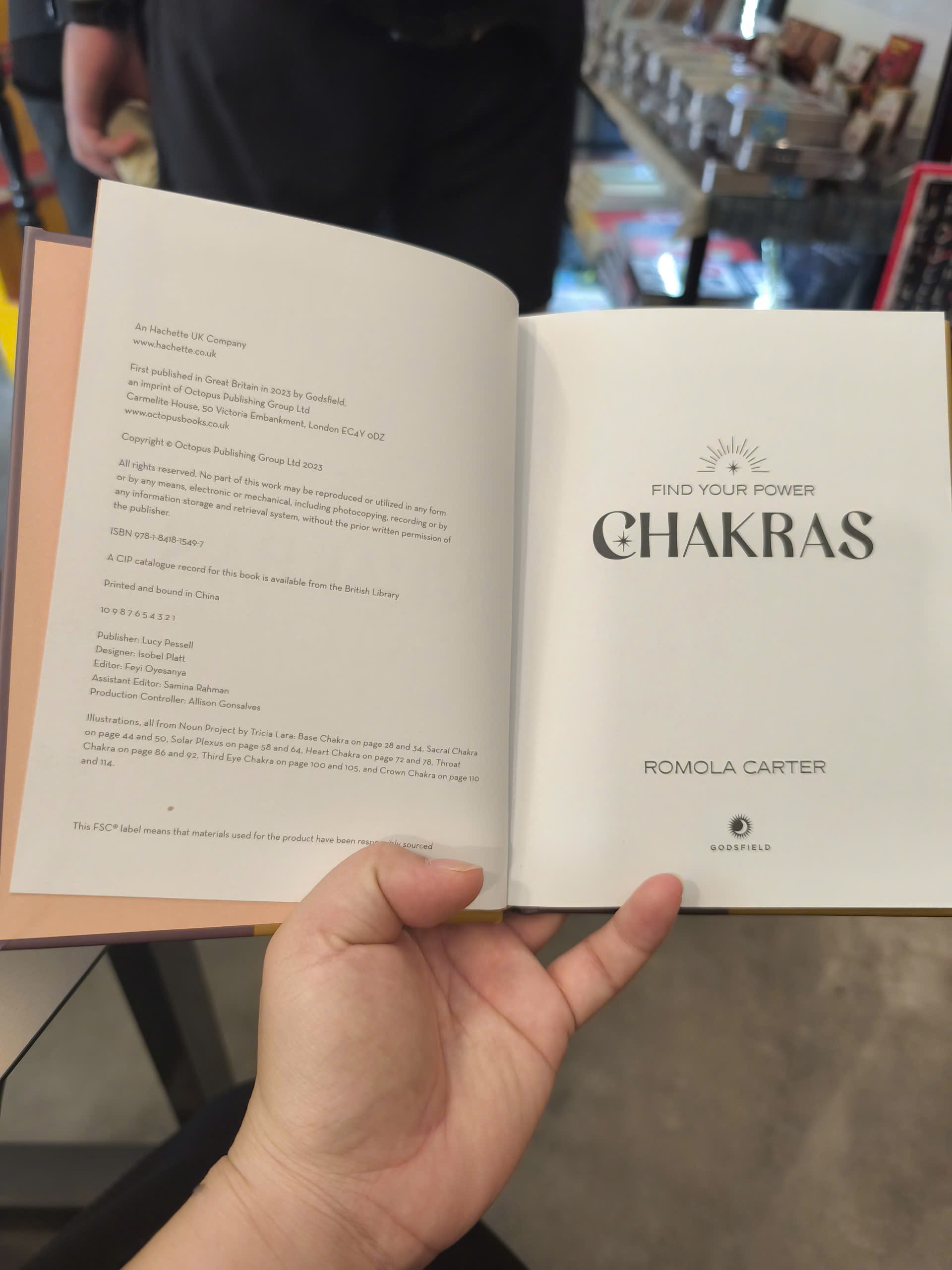 Sách - Find Your Power: Chakras by Romola Carter | Self Help / Ngoại văn Nhập khẩu / Bìa cứng
