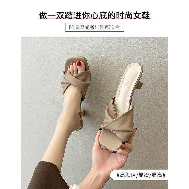 Office slippers women wear out in summer, new French style temperament in spring 2022, thin heels and high heels, retro sandals