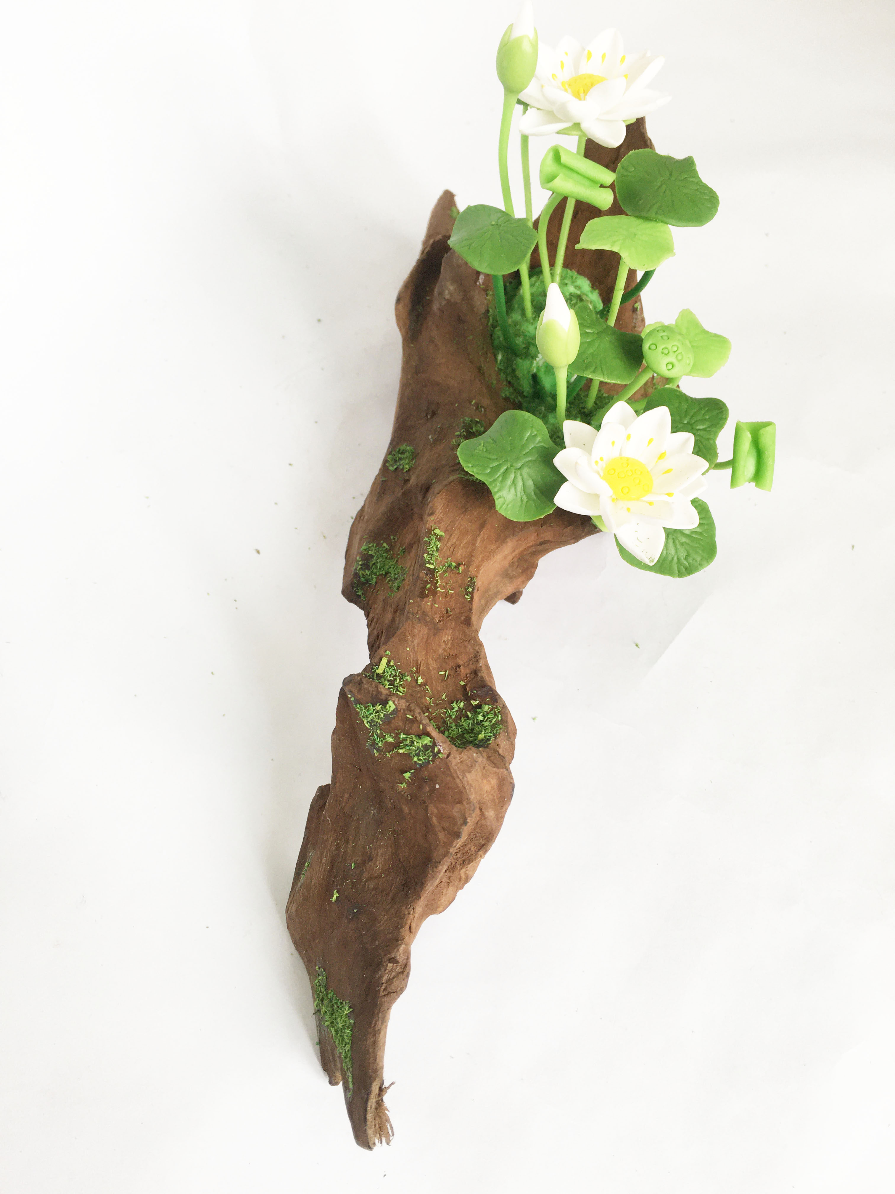 Lũa gỗ hình dáng tự nhiên kết hợp Hoa sen đất sét mini  - Quà tặng trang trí handmade