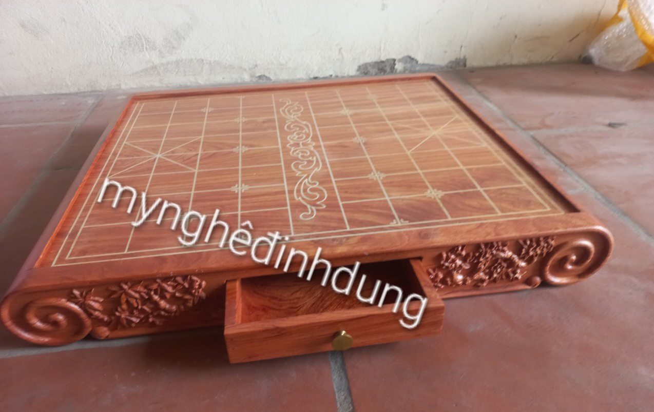 Bàn cờ tướng bằng gỗ hương đá víp kt 55×60×8cm