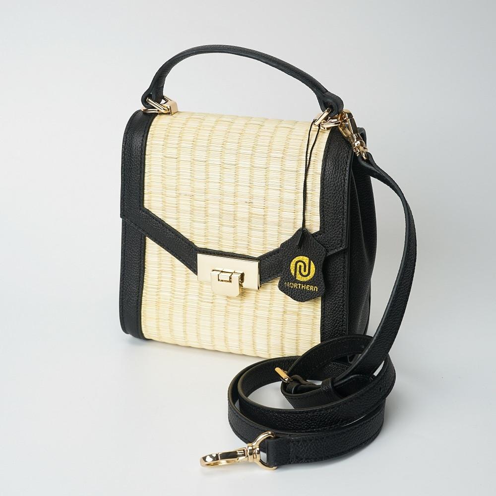 Túi cói thời trang màu đen NORD110