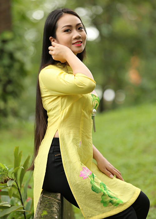 Áo Dài Vẽ Nữ An Thủy 704