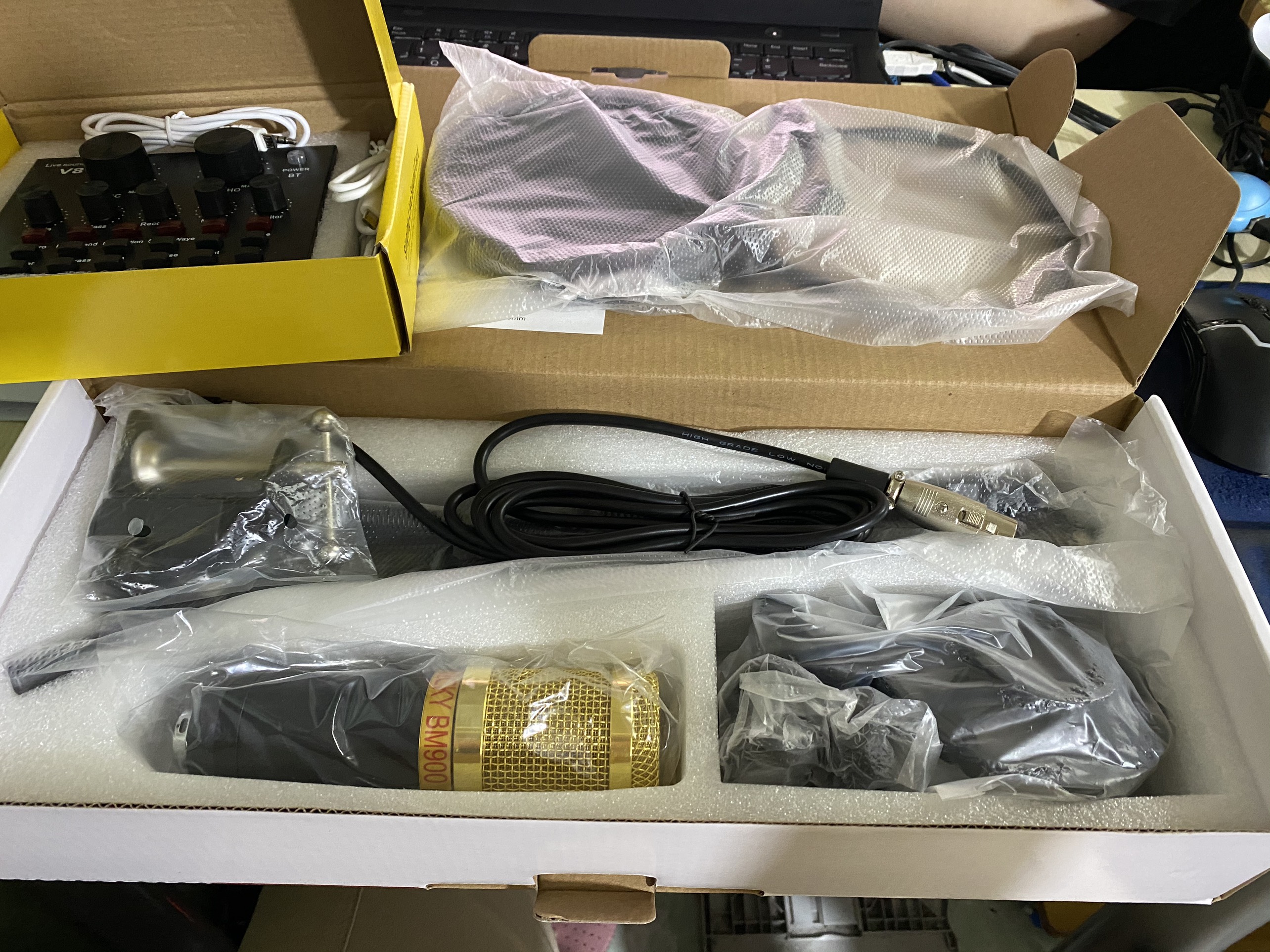 Combo Bộ Míc Thu Âm Livestream Hát Karaoke Online Micro BM-900+ CARD V8 Bluetooth Tặng Tai 450