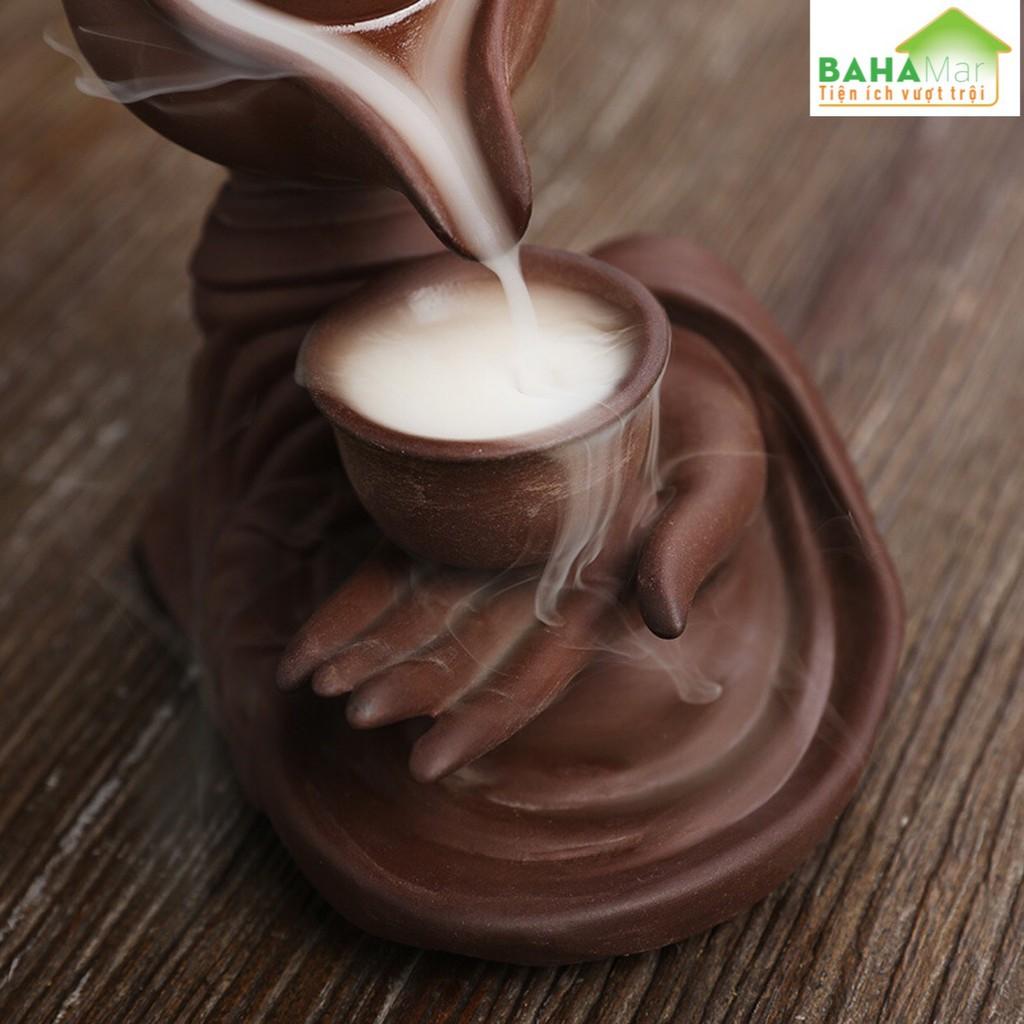 THÁC KHÓI TRẦM HƯƠNG CHẢY QUA ẤM TRÀ DÂNG PHẬT "BAHAMAR" Sáng tạo vẻ đẹp với phong cách điêu khắc, thú vị và hấp dẫn.