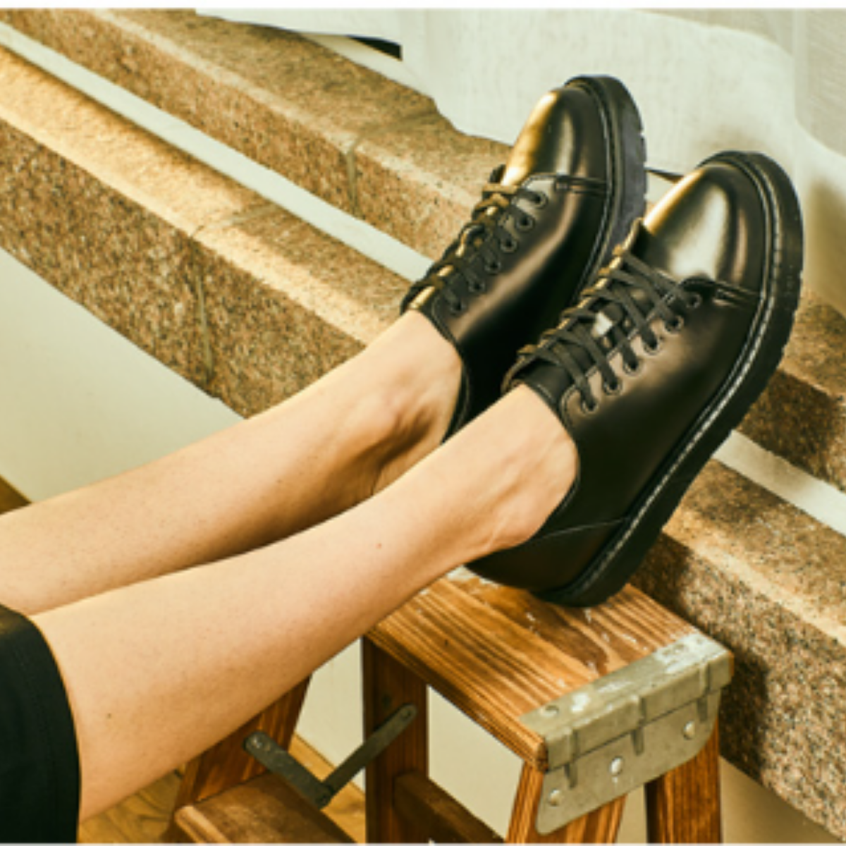 Giày Domba Gilmer Màu Đen M-4701 cho Nam Nữ