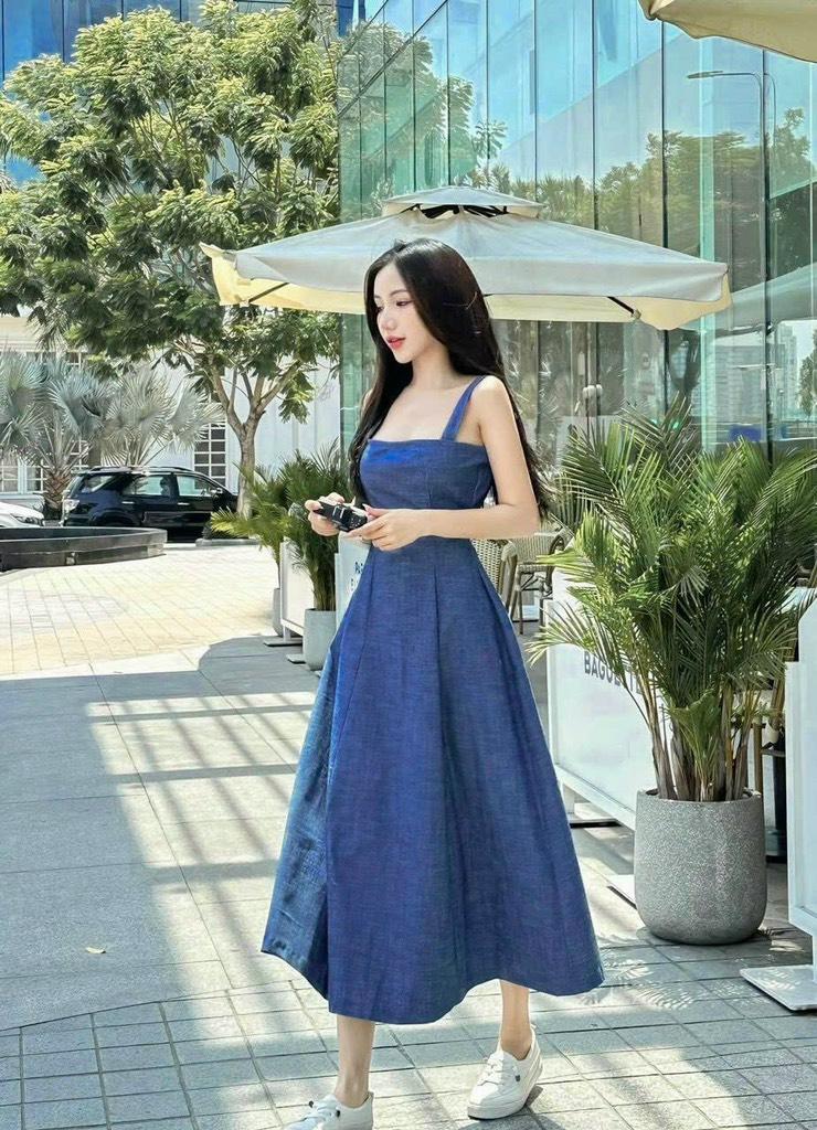 Đầm xòe jeans cúp ngực dáng dài