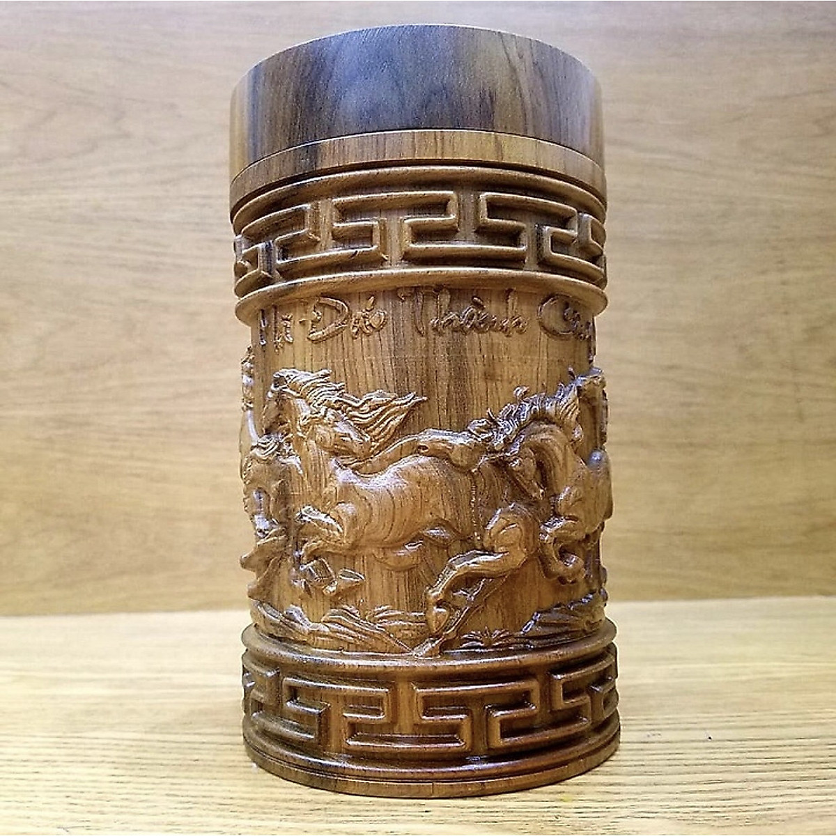 Hộp CHÈ gỗ bách xanh