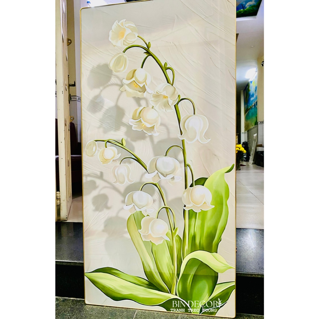 (ẢNH THẬT) Tranh treo tường hoa linh lan trắng bo viền vàng kèm đinh treo