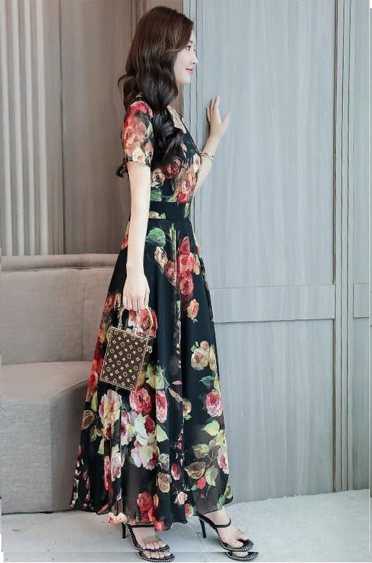 ĐẦM XÒE HỌA TIẾT HOA HỒNG